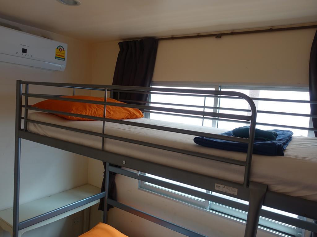 Cb Ekkamai Hotel Bangkok Kültér fotó
